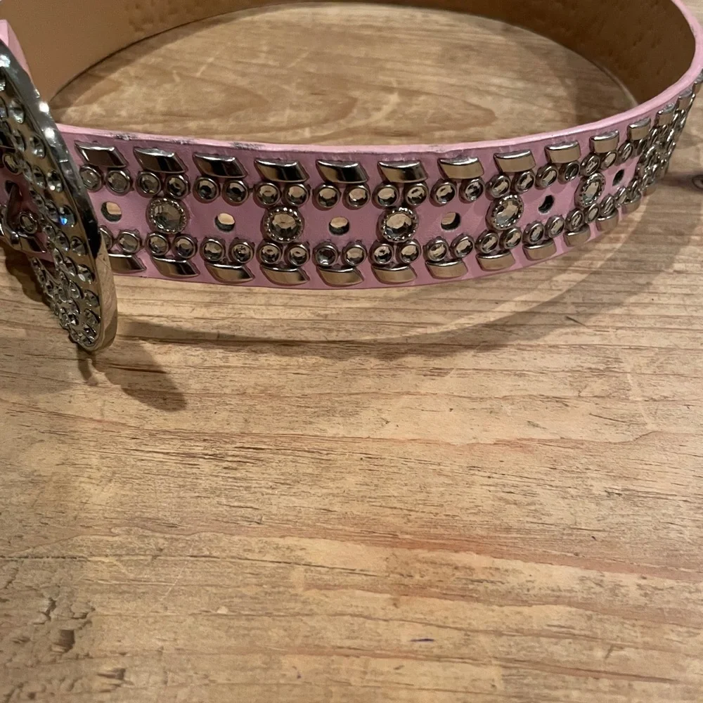 Like New Women’s Pink Silver Studded Rhinestone Belt Barbiecore Western Boho